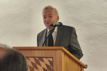 Bürgermedaille für H.-J. Bernhardt